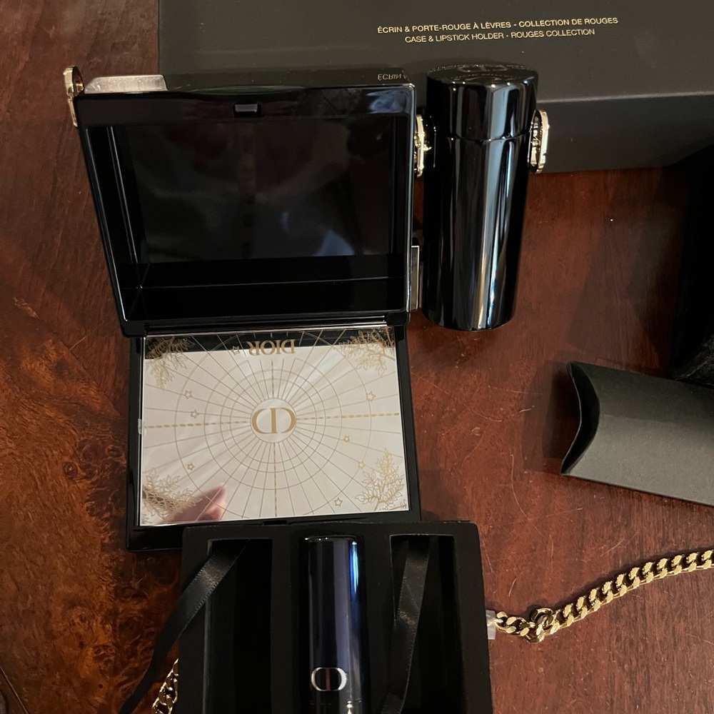 Dior Rouge Minaudière with Gold Accents Purse lipstick crossbody chain dustbag - Picture 5 of 5